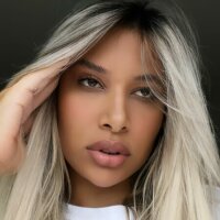5 Valentina Brazilian photo