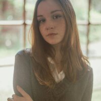 2 Flavia Oliveira photo