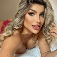 3 Laura Horny photo