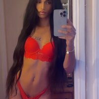 3 Karoline F photo