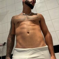 2 Bryanhottxl photo