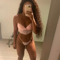 8 Gaby Brazilian photo