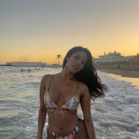 8 Alisya photo