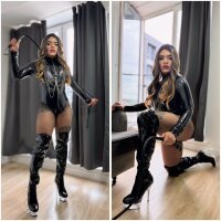 5 Content Hots photo
