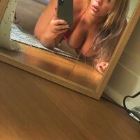 2 Koko Curvy photo