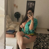 8 TS Luana photo
