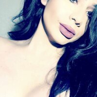 5 Lucie Bee photo