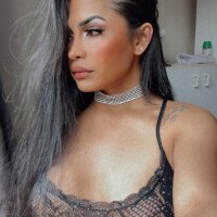 1 Mirela Roche photo
