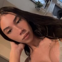3 Julia photo