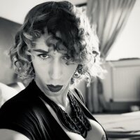 4 Chloesub photo