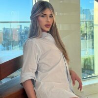 3 Lucy Vellani photo