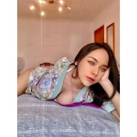 7 Megan photo