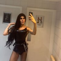 9 Kylie Xxl photo