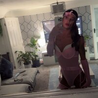 5 Kloe K photo