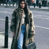 9 Filipina Georgina photo