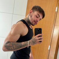4 Lucas photo
