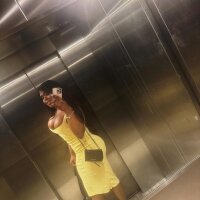 8 Sara Dominatrix photo