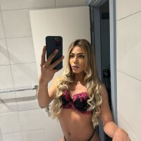 5 Julie Xxl photo