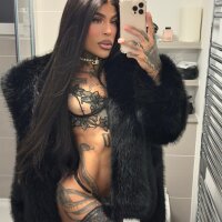 9 Kylie Dominatrix photo