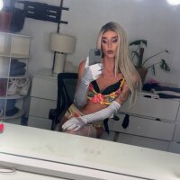 7 Kloe K photo