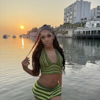 2 Roxxxysxau photo