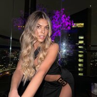 10 Lua Brazilian photo