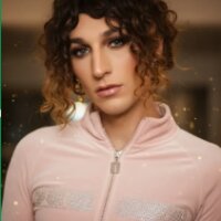 1 Hayley England photo