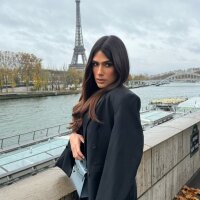 2 Lilly Latina photo