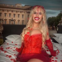 6 Melanie photo