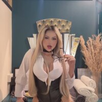 5 Bella Hot photo