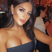 8 Dakota Divine photo