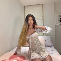 4 Aylla photo