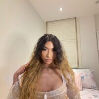 8 Aylla photo