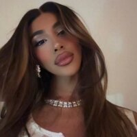 1 Arab Lila photo