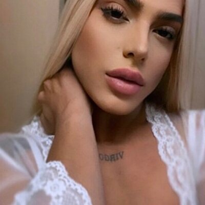 Larissa Sweet