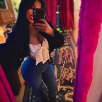 2 Stephanie Flores photo