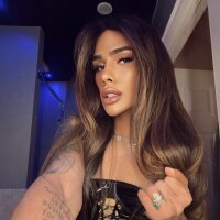 8 Lilly Latina photo