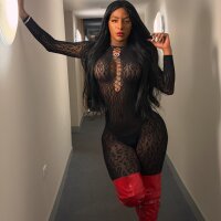 15 Queen Dominatrix photo