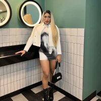 7 Nicoly Hot photo
