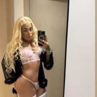 3 Thifany Blond photo