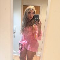 9 Mia photo