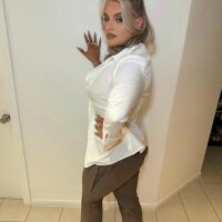 2 Hannahwotr photo