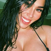 8 Stephanie Flores photo