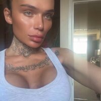 3 British Cece photo