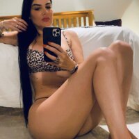 8 Samira photo