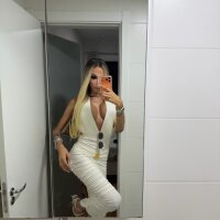 7 Juliana Oliveira photo