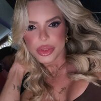 9 Chloe Brazil photo