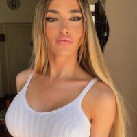 11 Anneliese photo