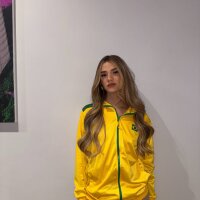 8 Mikaelly Xxl photo