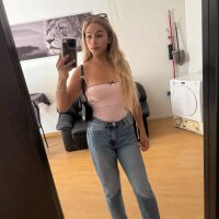 2 Emiliaowir photo